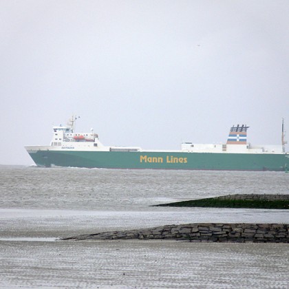 ferienwohnung-cuxhaven-schiffe-8